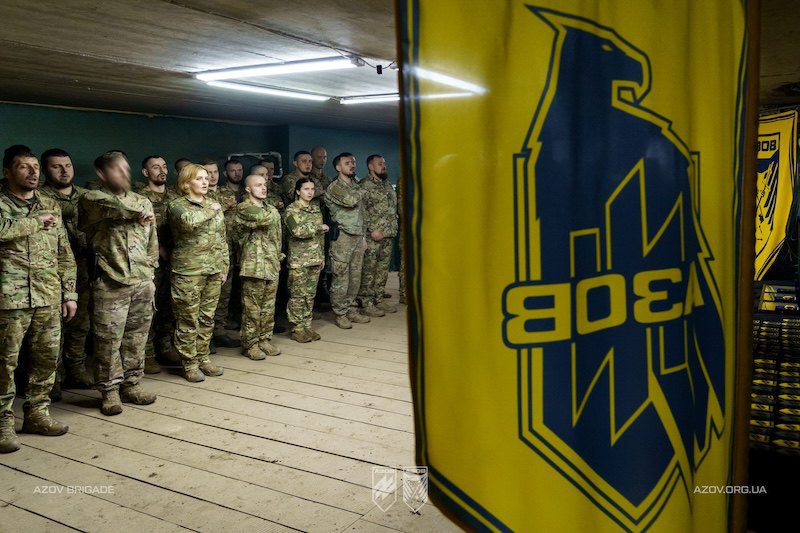 Рекрутинг "Азову"