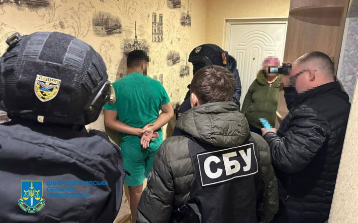 На Дніпропетровщині викрили групу осіб, які ошукали на 3 млн грн родичів військових, які зникли безвісти чи потрапили в полон