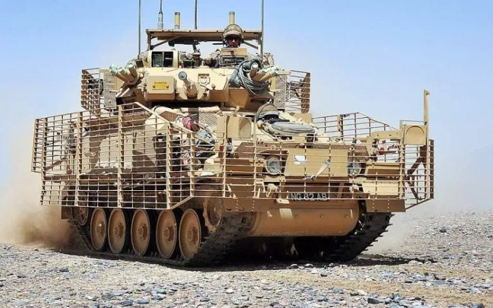 Латвія передає ЗСУ додаткові бронемашини