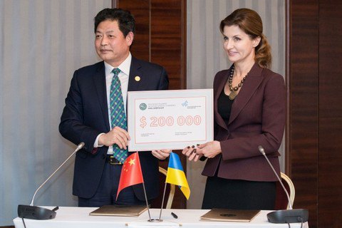 Китай виділив $ 200 тис. на експеримент із розвитку інклюзивної освіти в Україні