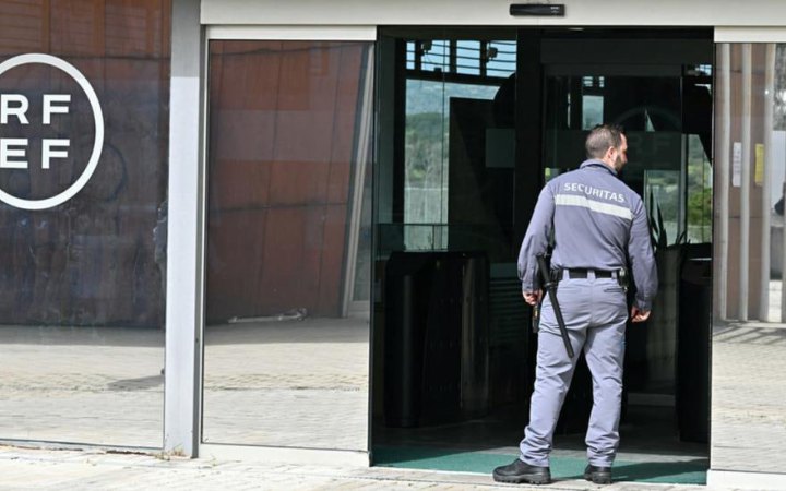 У будівлі Федерації футболу Іспанії відбулися обшуки
