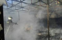 На Троещинском рынке в Киеве сгорели несколько павильонов