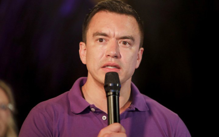 Чинного лідера Еквадору оголосили переможцем у президентських перегонах