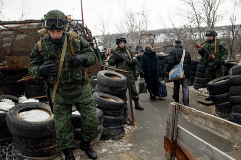 На КПВВ "Станица Луганская" боевики похитили украинца