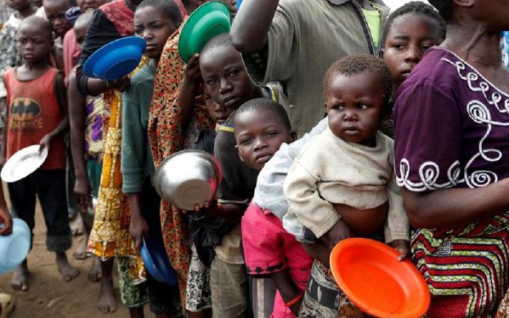 Guardian: майже 300 мільйонів людей перебувають під загрозою смерті від голоду 