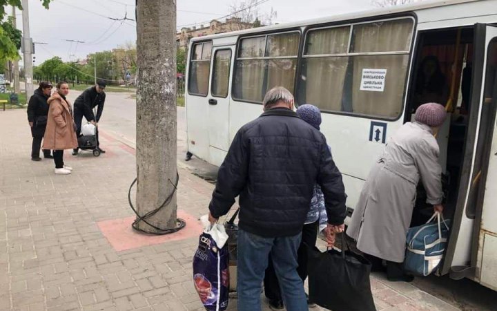 Утром 30 апреля из Луганской области эвакуировали 40 человек