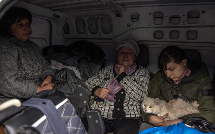 Окупанти максимально ускладнюють евакуацію мешканців Донеччини, – ОП
