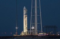 Запуск ракеты-носителя Antares к МКС отложили на сутки