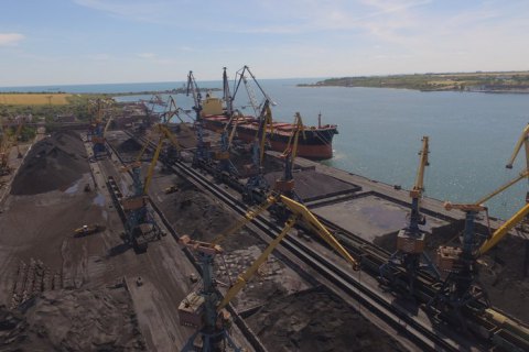 ​​В порт "Южный" прибыло второе судно с углем для станций ДТЭК