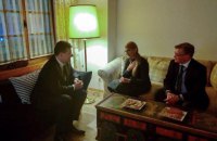 Тимошенко обговорила з головою ОБСЄ ситуацію на Донбасі