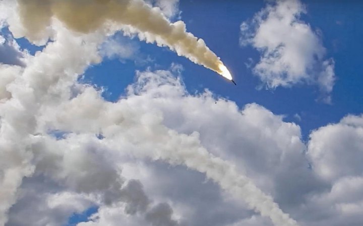 У Чорному морі знаходяться три носії російських ракет “Калібр”