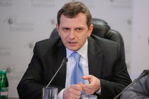 Рейдерство руйнує інвестпривабливість країни, - економіст