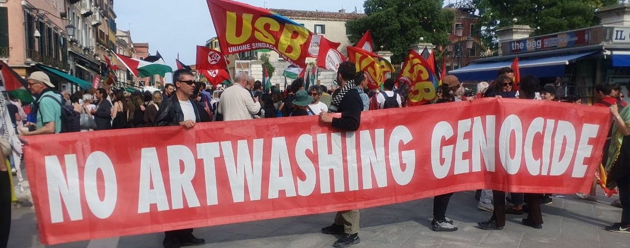 Бієнале протестів у “саді миру”