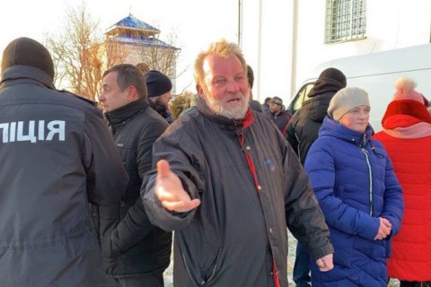На Волыни священник УПЦ МП открыл стрельбу по активистам возле храма (обновлено)
