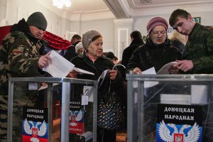 МВС розкрило імена іноземних спостерігачів на "виборах ДНР"