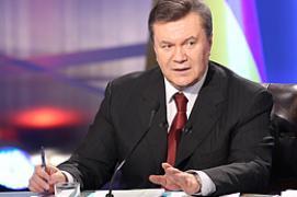 Давить на парламент очень непросто, - Янукович