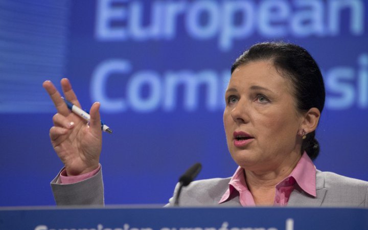 Віцепрезидентка Єврокомісії про вступ України до ЄС: Можна говорити про роки, а не десятиліття