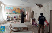 Росіяни обстріляли дитячий садок у прикордонному Вовчанську