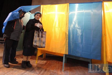 В Бердянске, Мелитополе и Никополе победили провластные кандидаты