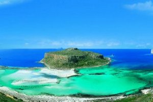 Українські мільйонери скуповують острови Греції