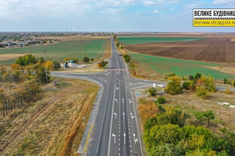 До кінця 2022 року на Луганщині буде відновлено більше половини доріг держзначення, - ОДА 
