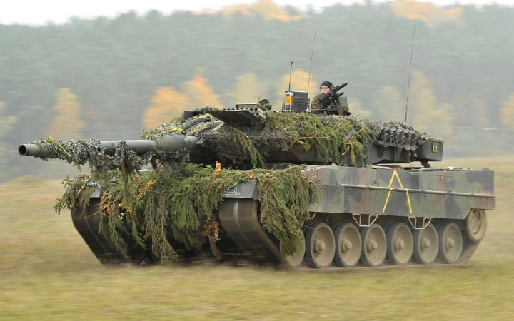 Іспанія надішле Україні більше танків, ніж обіцяла раніше