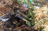 На цвинтарі в Луганській області виявили схованку з боєприпасами