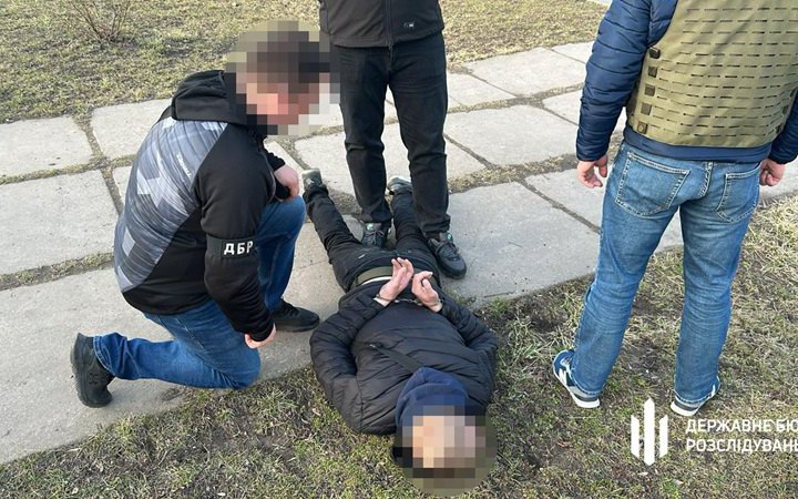 На Одещині правоохоронець отримав 4 роки тюрми за спробу налагодити канал переправлення чоловіків за кордон