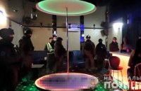 Поліція Києва знайшла "замаскований" бар, який працював після 22:00