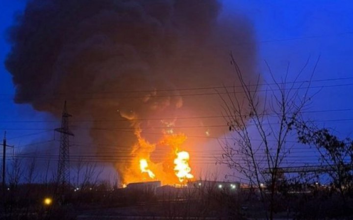 На нафтобазі у Бєлгороді пожежа, губернатор області звинувачує Україну, - росЗМІ