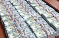 В квартире российского полицейского нашли $120 млн наличными