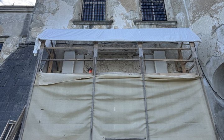 Польща відреставрує другий поверх вежі Олеського замку на Львівщині