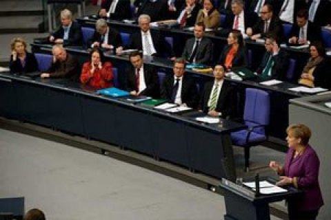 Меркель: Германия пока не может увеличить расходы на оборону до рекомендованных НАТО