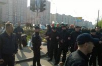 Кличко увидел в противостоянии на Утином озере в Киеве конфликт двух групп киевлян