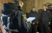 У Запоріжжі затримали двох чоловіків, яких підозрюють у підпалі авто на замовлення РФ