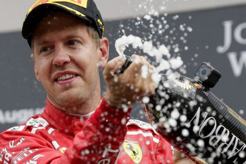 Формула 1: Феттель на "Феррари" выиграл Гран-При Бельгии