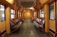 В вагонах киевского метро установят видеокамеры