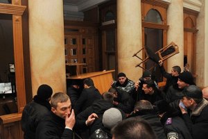Одесская милиция задержала двух участников штурма мэрии 