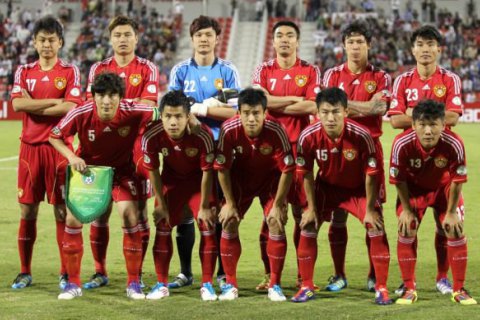 Футболістів збірної Китаю зобов'язали звести татуювання