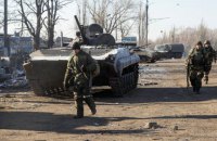 В сети появилось видео, как по Донецку ездят танки