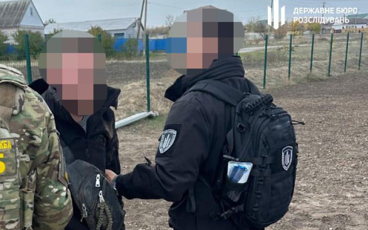 Затримали прикордонника, підозрюваного в обіцянці за хабар влаштувати знайомого у тиловий підрозділ