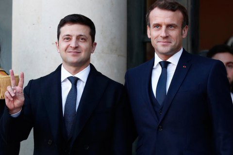 Посольство готує візит президента Франції Макрона в Україну, очікується підписання угоди з Alstom про постачання електровозів