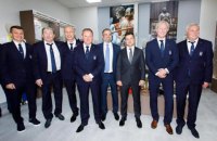Зеленский с легендами украинского футбола открыл в Днепре Музей спорта