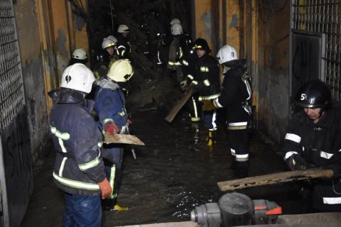 Из-под завалов в Одессе извлекли тела третьего и четвертого погибшего (обновлено)