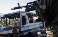 Бойовики влаштували 15 обстрілів на Донбасі, поранено військового