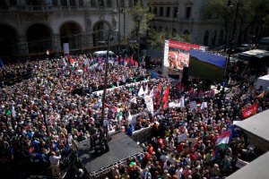 В Будапеште прошел многотысячный оппозиционный митинг
