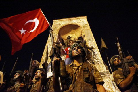 За планування перевороту в Туреччині затримано 103 генералів і адмірала