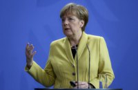 Меркель: Германия будет бороться с терроризмом бок о бок с французами
