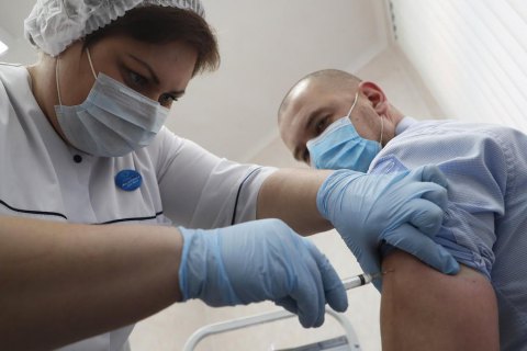 Сербія отримала першу партію вакцини від COVID-19
