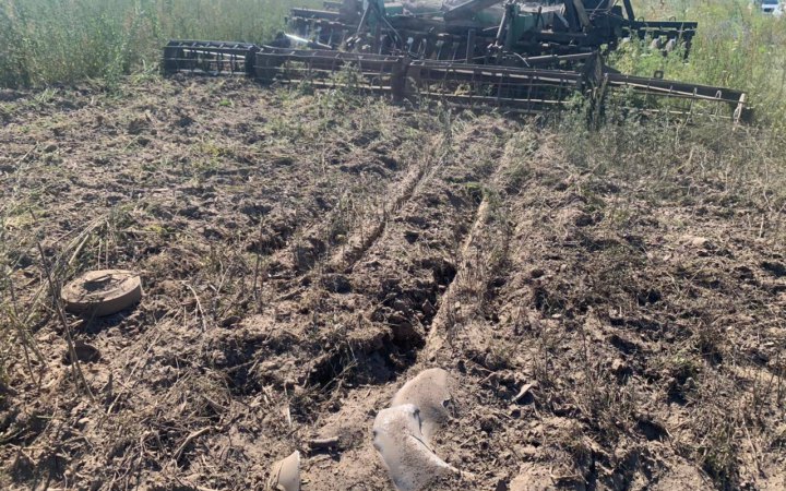 На Київщині трактор підірвався на міні, - Олексій Кулеба
